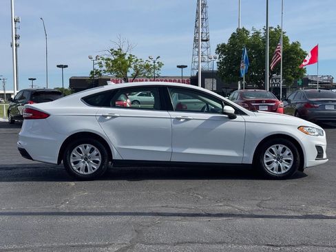 Used 2020 Ford Fusion S FWD image 4