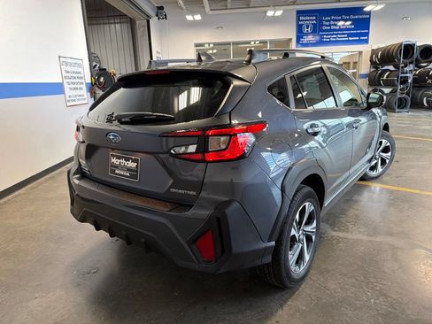 Used 2024 Subaru Crosstrek 2.0i Premium AWD/4WD image 5