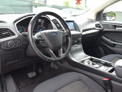 Used 2019 Ford Edge SEL FWD image 3