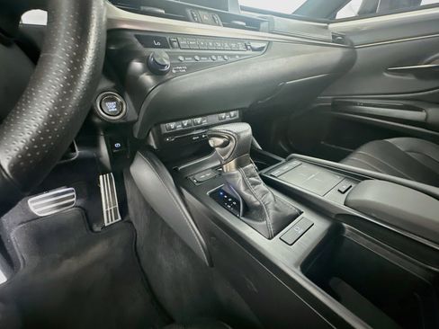 Used 2020 Lexus ES 350 F Sport w/ Accessory Package FWD image 24