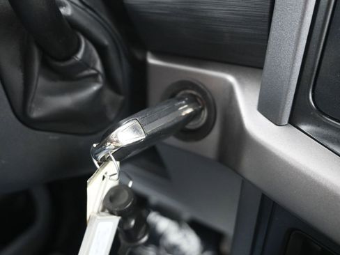 Used 2025 Ford F150 XLT w/ Equipment Group 301A Standard image 25