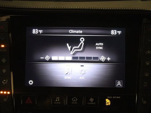 Certified 2025 INFINITI QX55 Luxe w/ Cargo Package AWD/4WD image 33