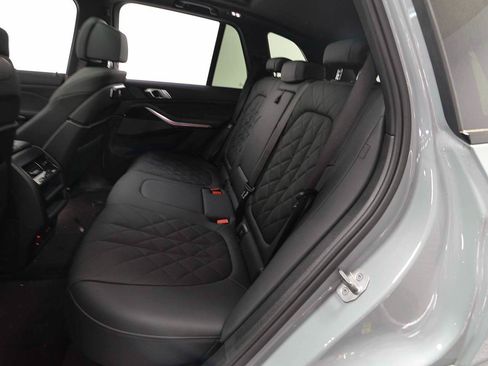 Used 2024 BMW X5 sDrive40i w/ M Sport Package RWD image 11