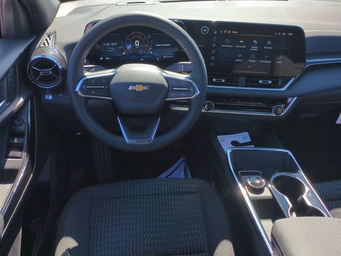 New 2026 Chevrolet Equinox LT w/ Safety and Technology Package image 20