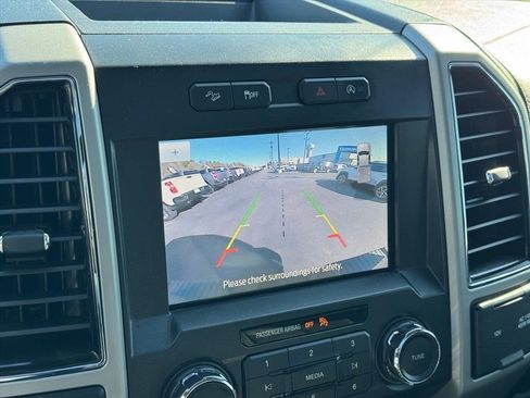 Used 2019 Ford F150 Lariat image 23