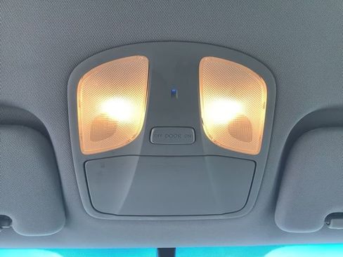 Used 2012 Hyundai Sonata GLS image 33