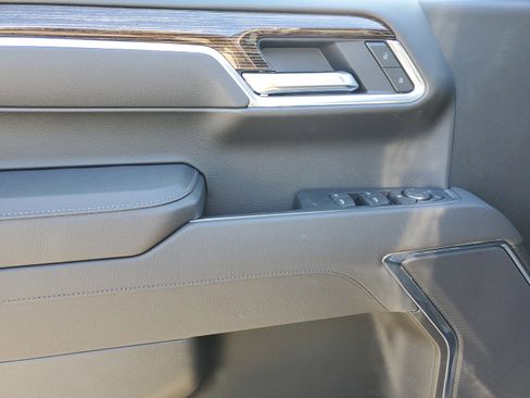 New 2025 GMC Sierra 1500 Elevation image 20