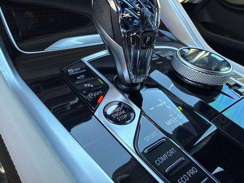 Used 2023 BMW X6 M50i w/ Executive Package image 29