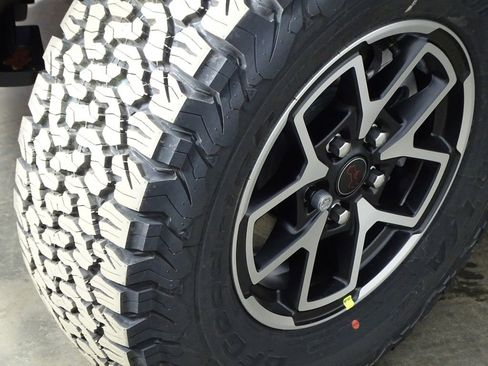 New 2026 Jeep Wrangler Unlimited Rubicon image 42