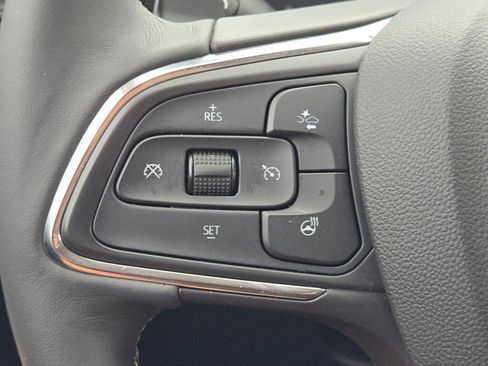 Used 2023 Buick Envision Essence image 31