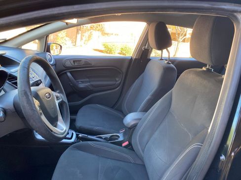 Used 2019 Ford Fiesta SE image 32