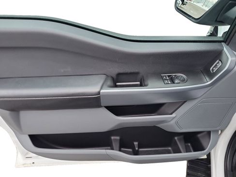 Used 2023 Ford F150 XLT w/ Trailer Tow Package image 9