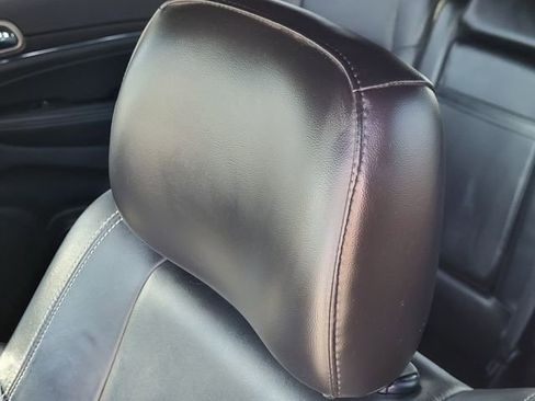 Used 2017 Jeep Grand Cherokee Limited image 5