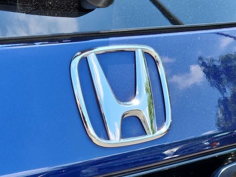 Certified 2024 Honda Pilot Touring image 30