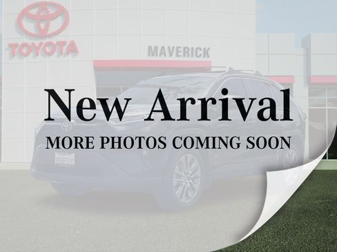 Used 2022 Toyota RAV4 XLE Premium FWD image 1