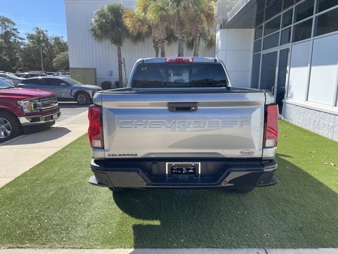 New 2026 Chevrolet Colorado W/T image 6