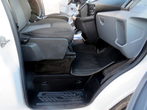 Used 2017 Ford Transit 350 XLT image 19