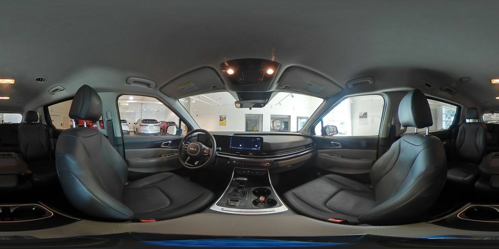 Used 2026 Kia Carnival FWD image 44