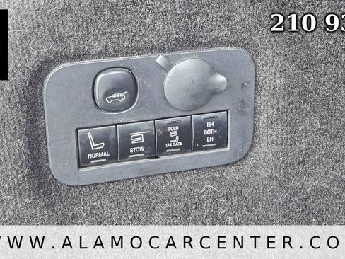 Used 2015 Lincoln MKT AWD w/ Equipment Group 201A image 32