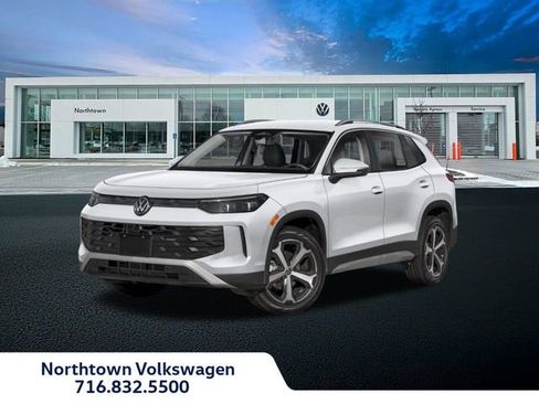 New 2025 Volkswagen Tiguan SE image 1