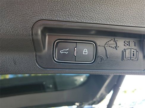 Used 2023 Ford Explorer Timberline image 9