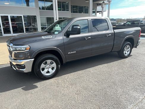 New 2026 RAM 1500 Big Horn AWD/4WD image 2
