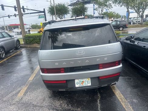 Used 2024 Hyundai Santa Fe SEL image 9