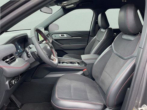 New 2026 Ford Explorer ST AWD/4WD image 13
