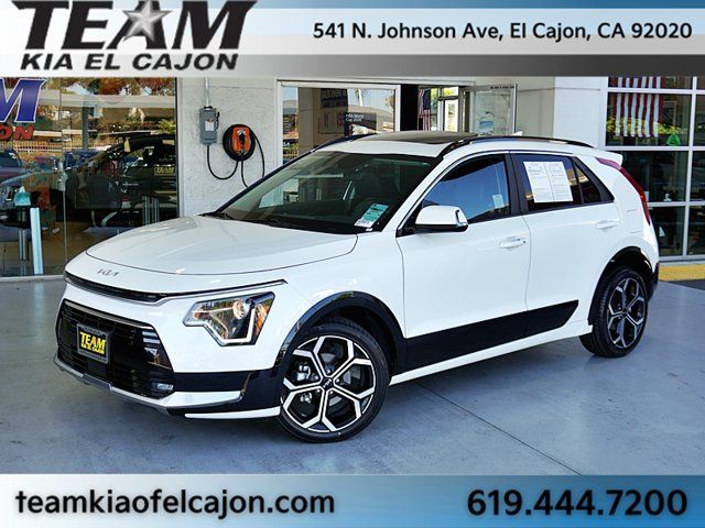 Certified 2025 Kia Niro EX Touring FWD image 1