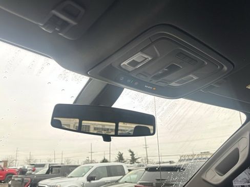 Used 2019 GMC Sierra 1500 SLE w/ SLE Value Package image 28