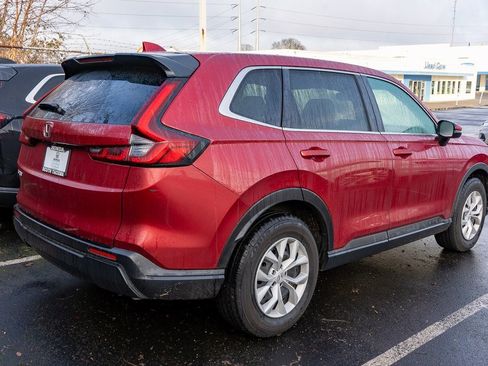 Used 2025 Honda CR-V LX image 4