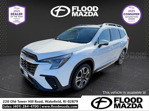 Used 2023 Subaru Ascent Limited image 2