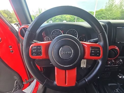 Used 2015 Jeep Wrangler Unlimited Sport w/ Connectivity Group AWD/4WD image 19
