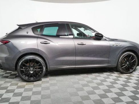 Used 2022 Maserati Levante Modena AWD/4WD image 18