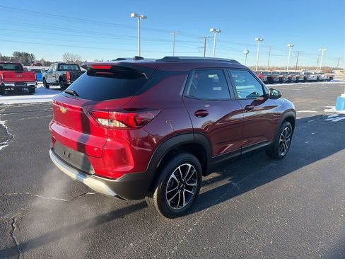 Used 2025 Chevrolet TrailBlazer LT image 5