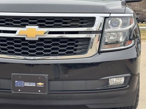 Used 2016 Chevrolet Suburban LT w/ Luxury Package image 10