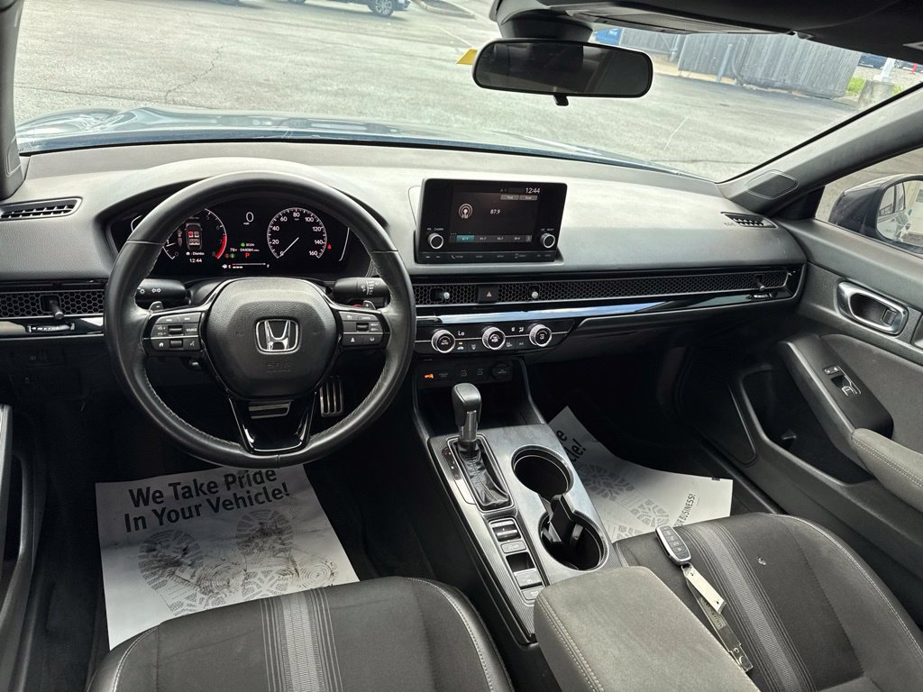 Used 2025 Honda Civic Sport image 28