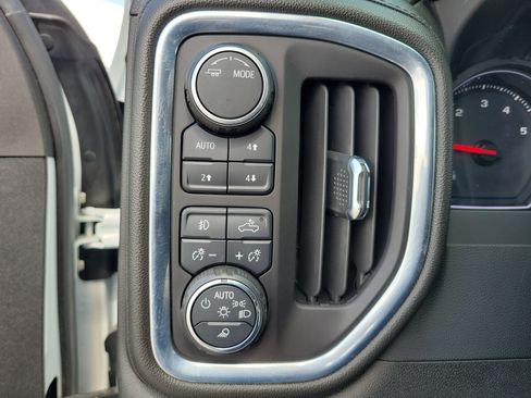 Used 2022 Chevrolet Silverado 2500 LTZ w/ LTZ Plus Package AWD/4WD image 24