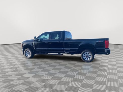 Used 2024 Ford F250 XLT image 6