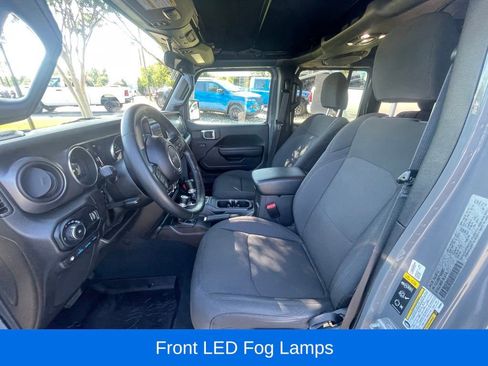 Used 2023 Jeep Wrangler Unlimited w/ Cold Weather Group AWD/4WD image 14