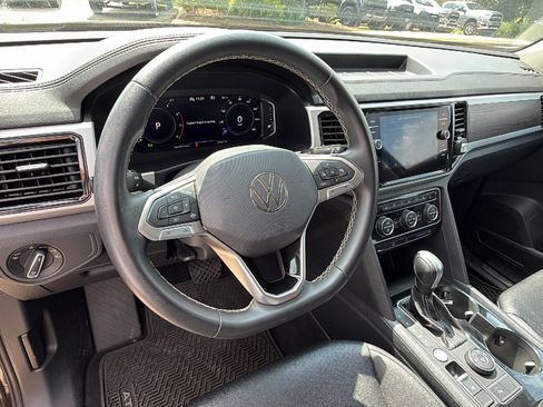 Used 2023 Volkswagen Atlas SE AWD/4WD image 27