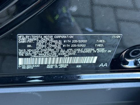 Used 2024 Toyota bZ4X Limited image 37