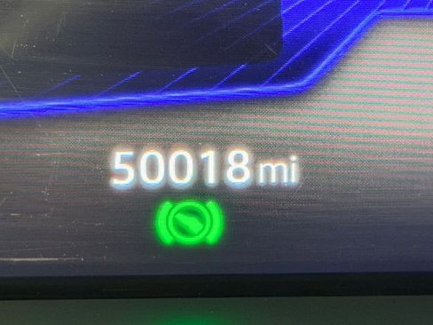 Used 2022 Volkswagen Tiguan SE image 18