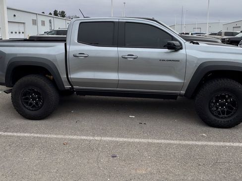 Used 2024 Chevrolet Colorado ZR2 w/ ZR2 Bison Edition image 6