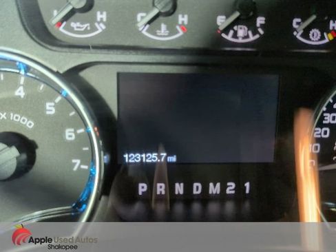 Used 2011 Ford F150 XLT w/ XLT Chrome Pkg image 11