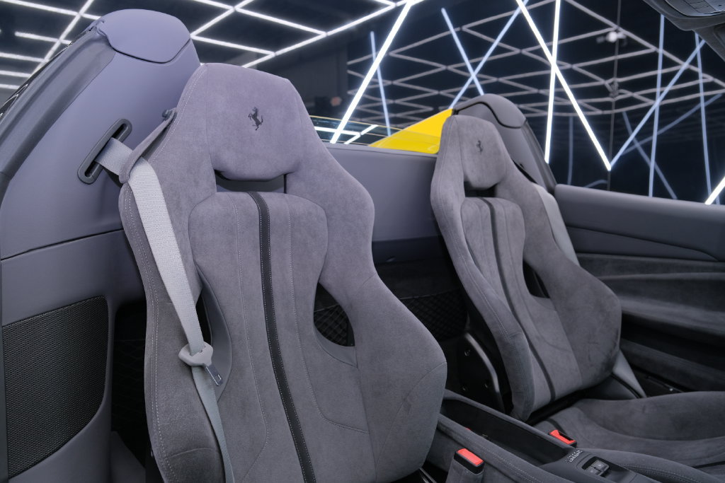Used 2021 Ferrari F8 Tributo RWD image 20
