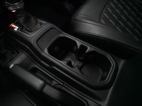 Used 2021 Jeep Gladiator Willys image 15