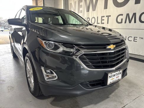 Used 2020 Chevrolet Equinox LS image 36