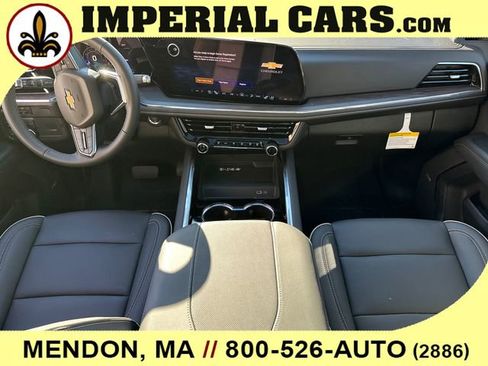 New 2026 Chevrolet Suburban Premier image 21