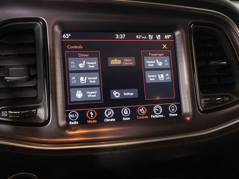 Used 2018 Dodge Challenger SXT Plus RWD image 7